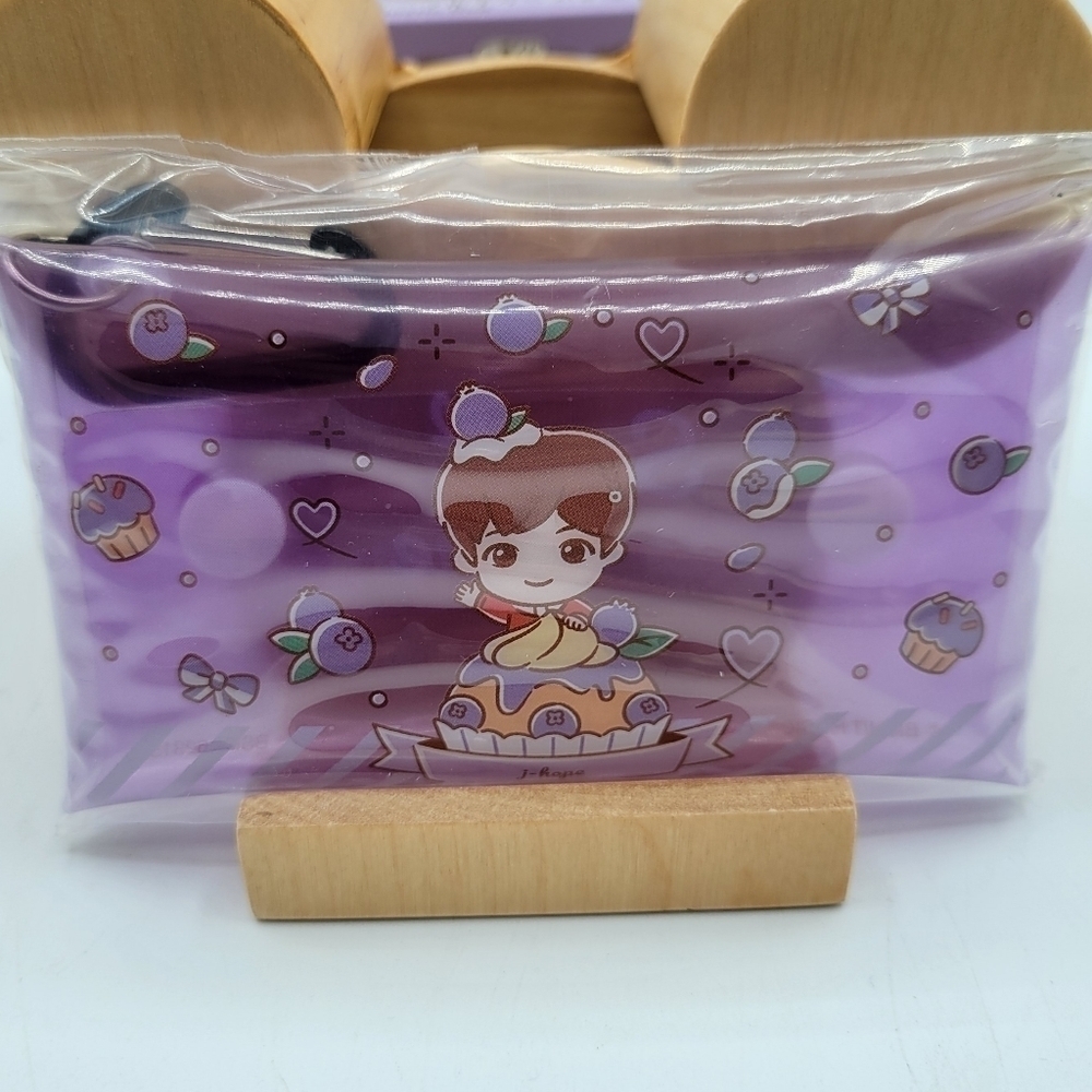 BTS Tiny Tan J-Hope Mini multi case Card Holder Pouch Keychain - Picture 3 of 8